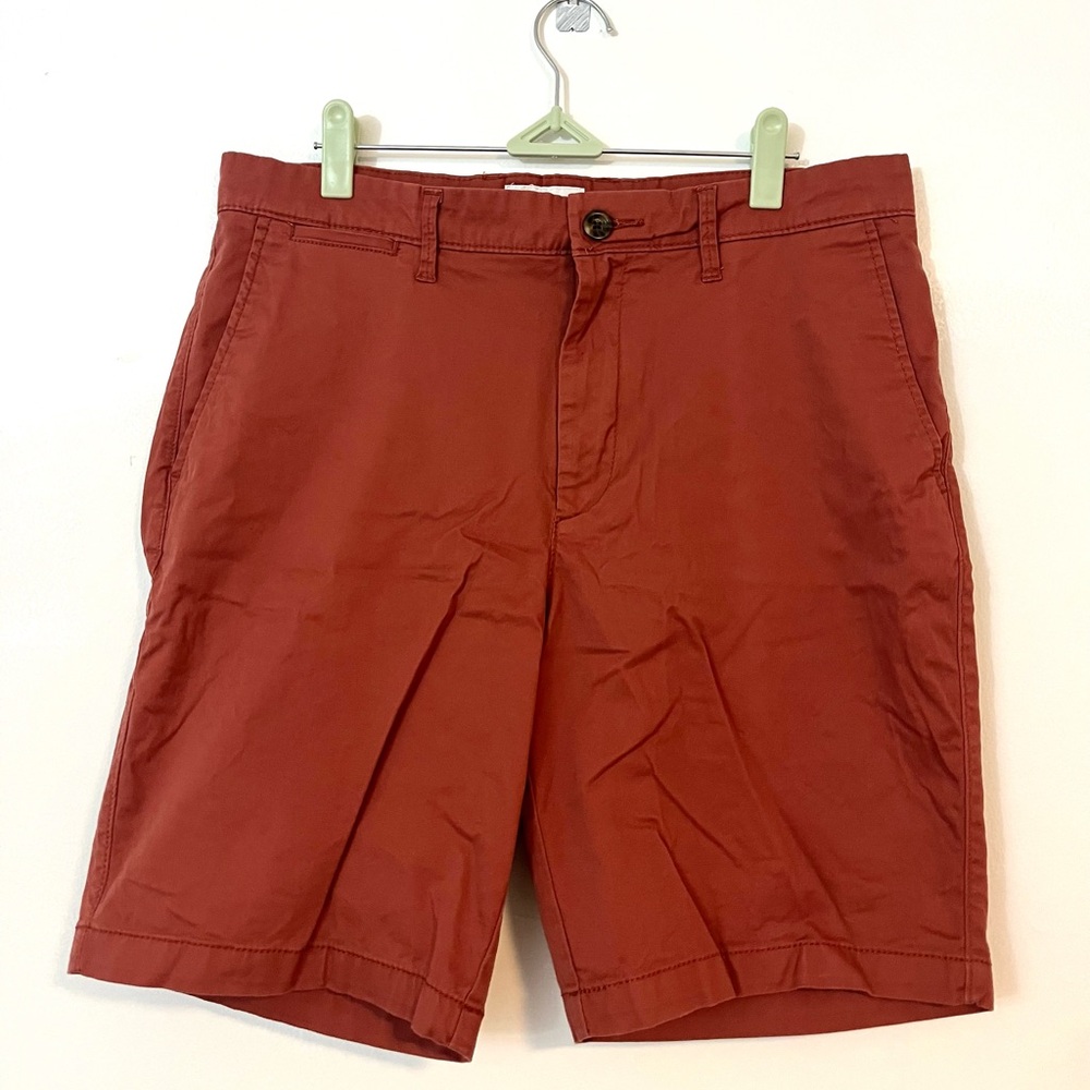 Goodfellow & Co Every Wear Flat Front Shorts Red Size 32